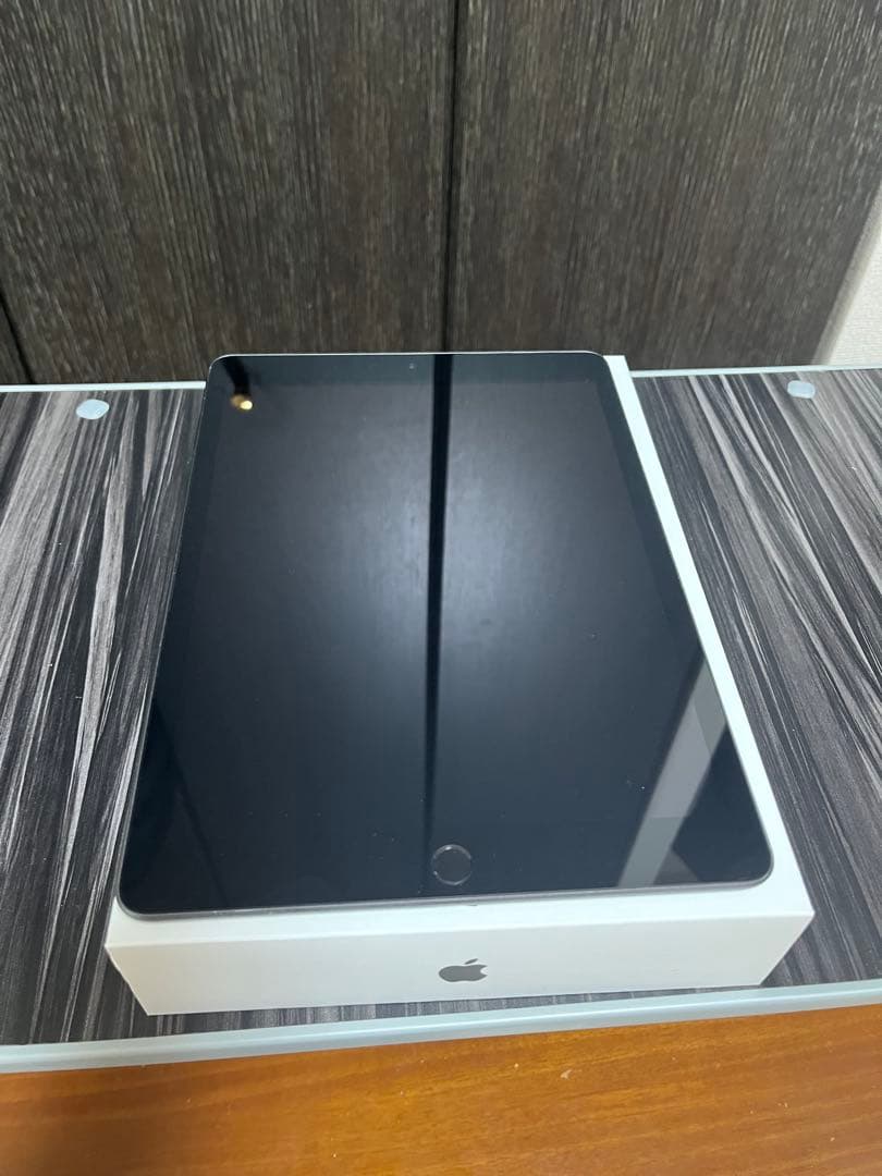【美品】iPad 第8世代 128GB Wi-Fiモデル