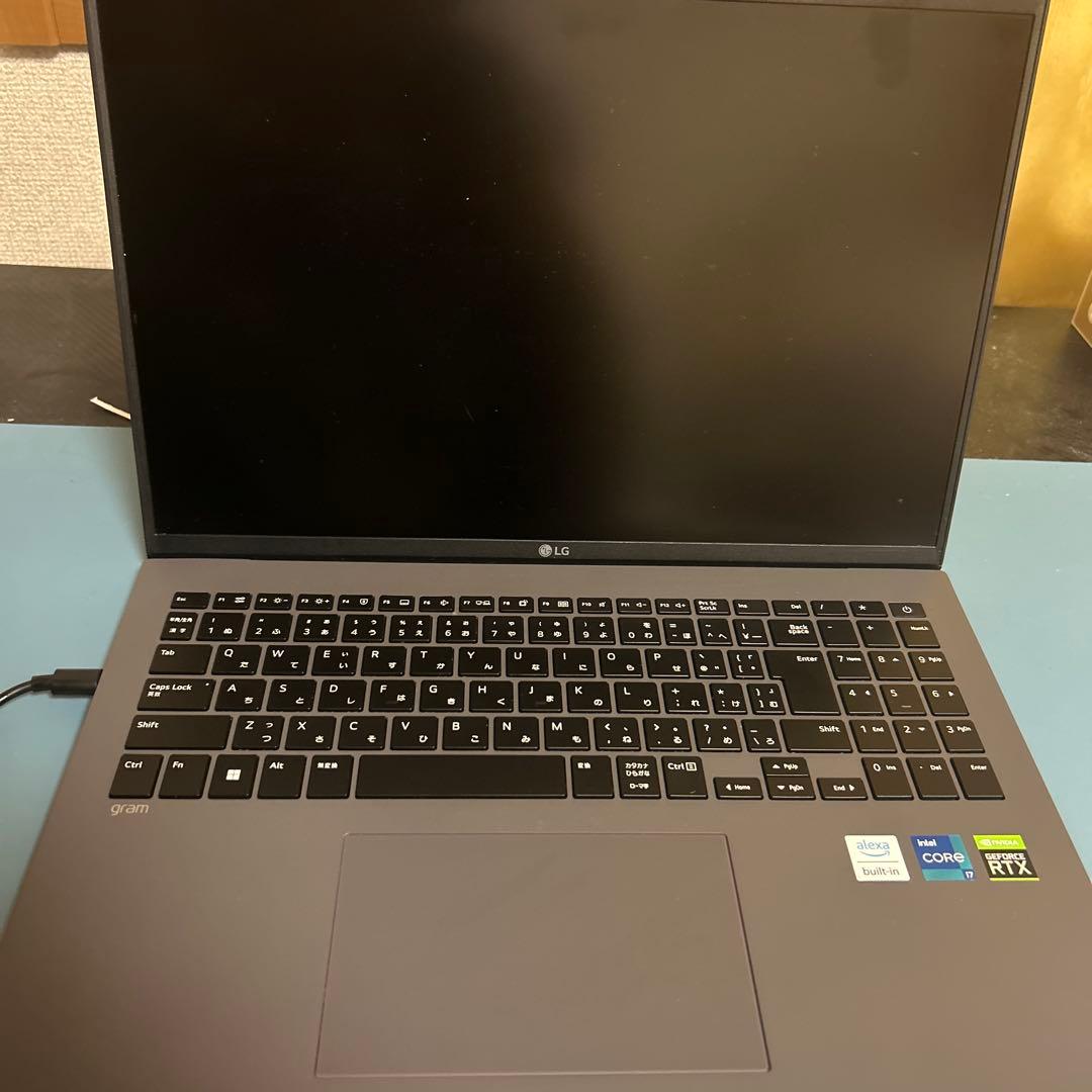 Windowsノート本体 LG gram 16Z90Q-AA79J1 GeForce