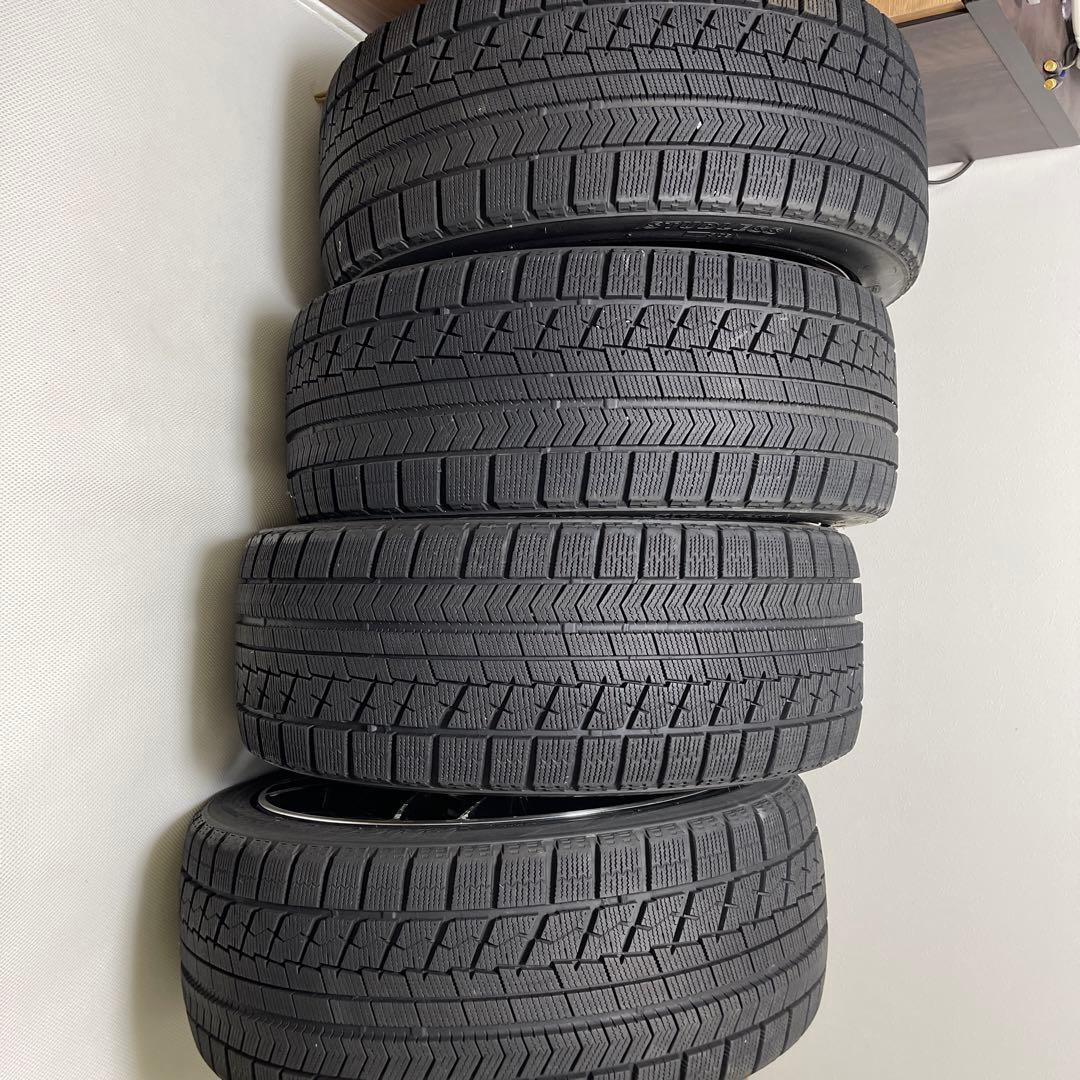 アウディTT 8S A-1196スタッドレスタイヤで一本バルブが切れ　4本セット