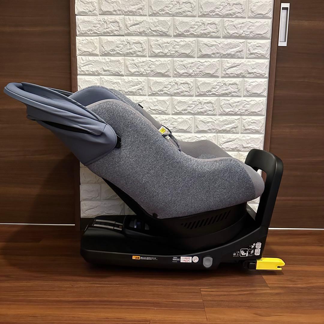 美品 Aprica アップリカ チャイルドシート クルリラプラス ライト