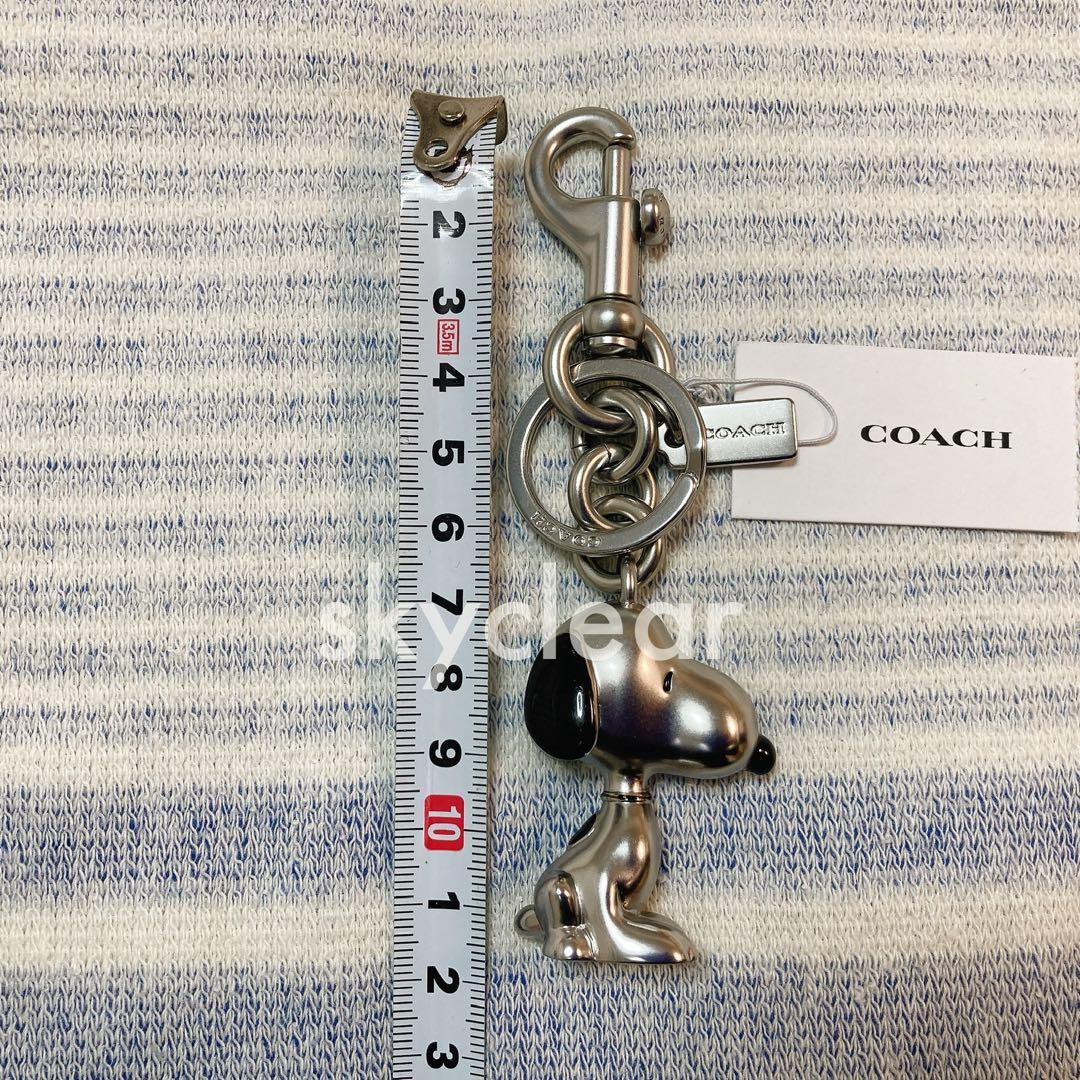 ボン 新品正規品 COACH 2025コラボ スヌーピーチャームキーリング