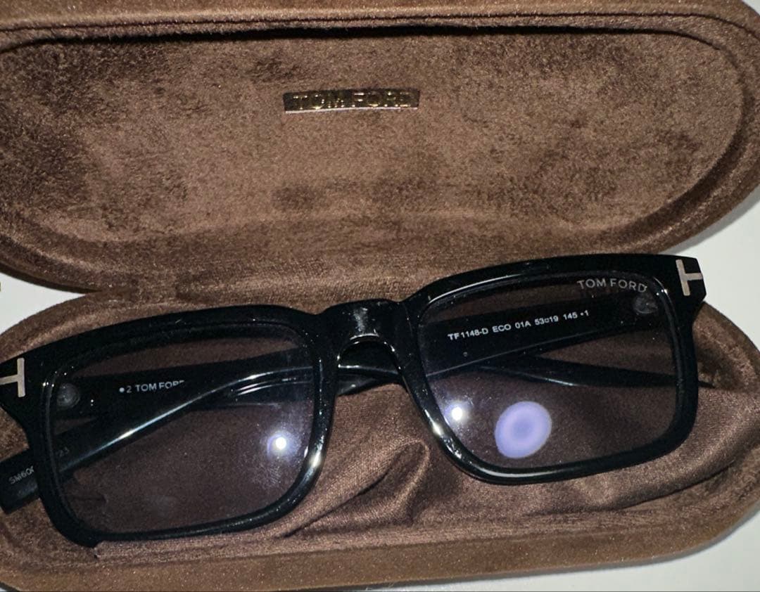 TOMFORD サングラスTF1148-D ECO 01A 値下げ不可