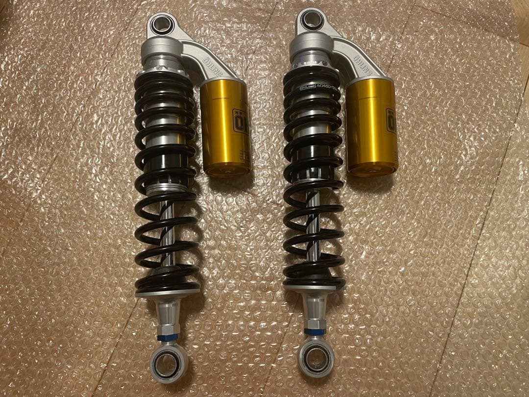 オーリンズ　スピードツイン900 （ストリートツイン）トライアンフtriumph