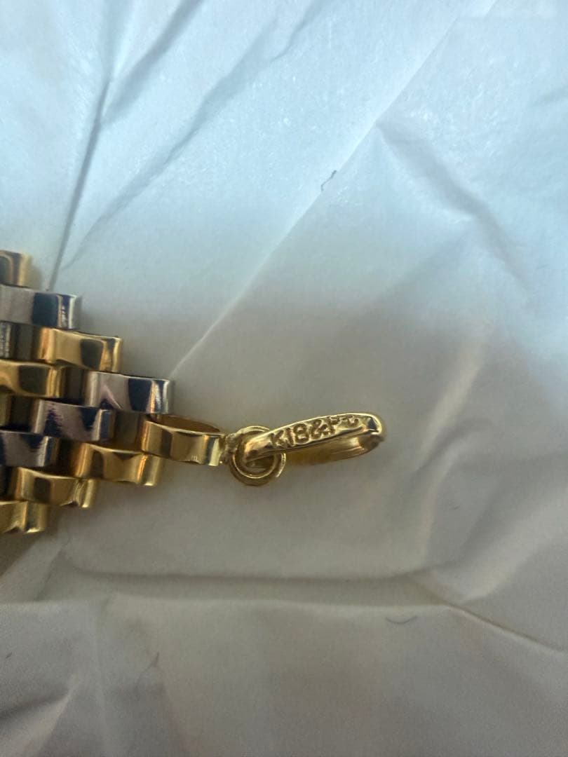 K18&ptダイヤモンド型ネックレストップ