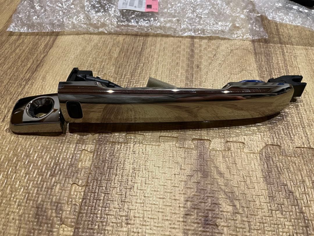 y*y様 セレナc27ニスモ　純正クロームメッキドアハンドル1台分セット