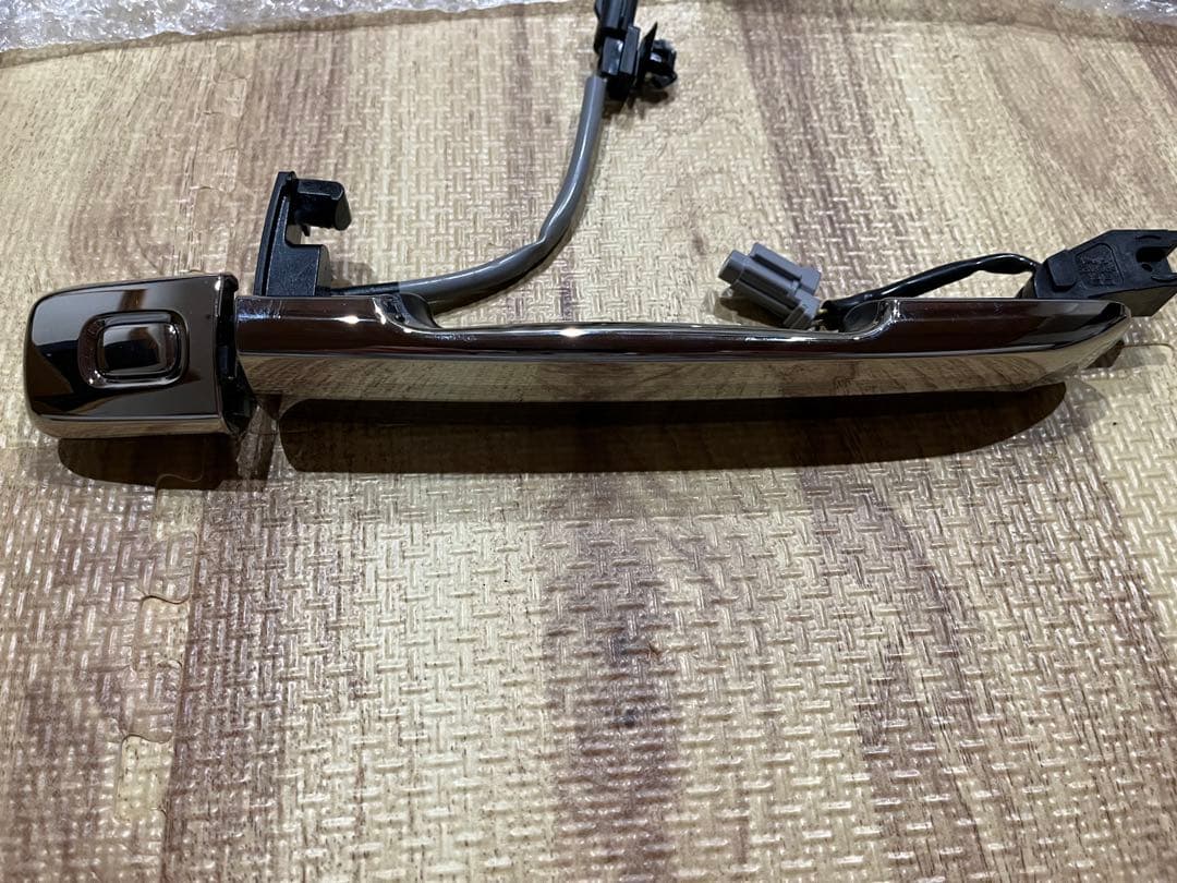 y*y様 セレナc27ニスモ　純正クロームメッキドアハンドル1台分セット