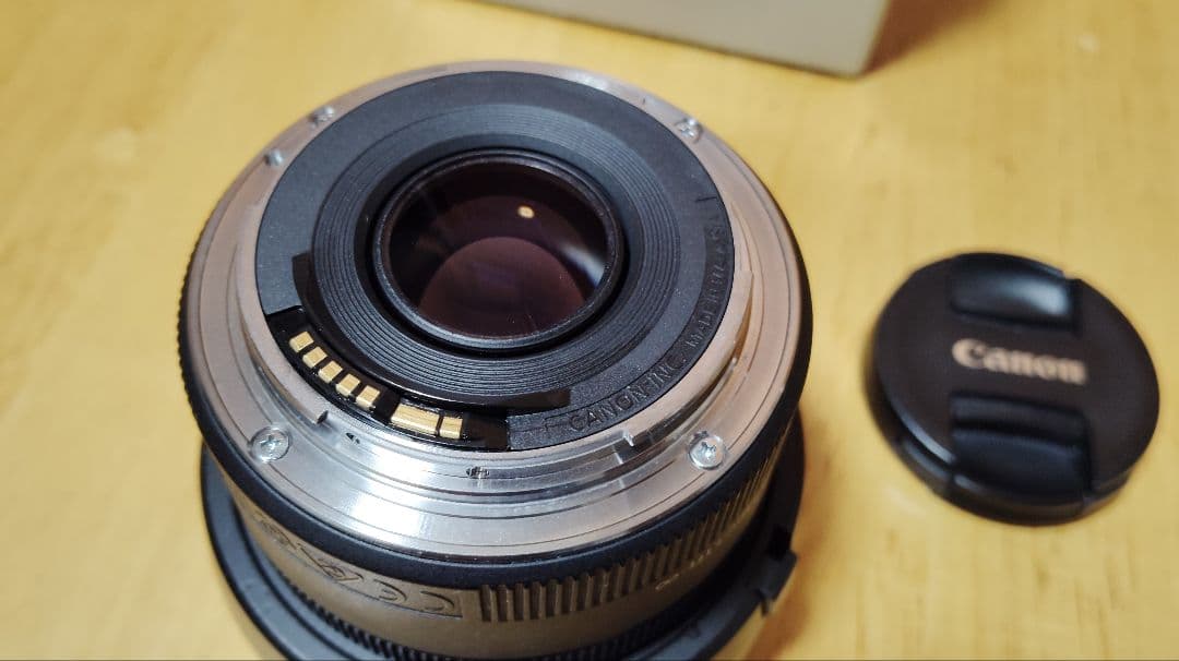 Canon EF 50mm f/1.8 STM 中古美品