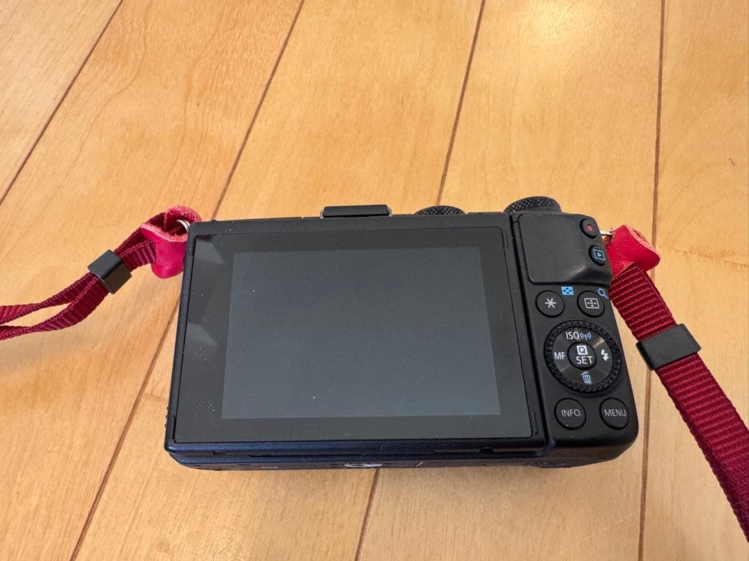 EOS M3 ダブルレンズキット+電子ビューファインダー他