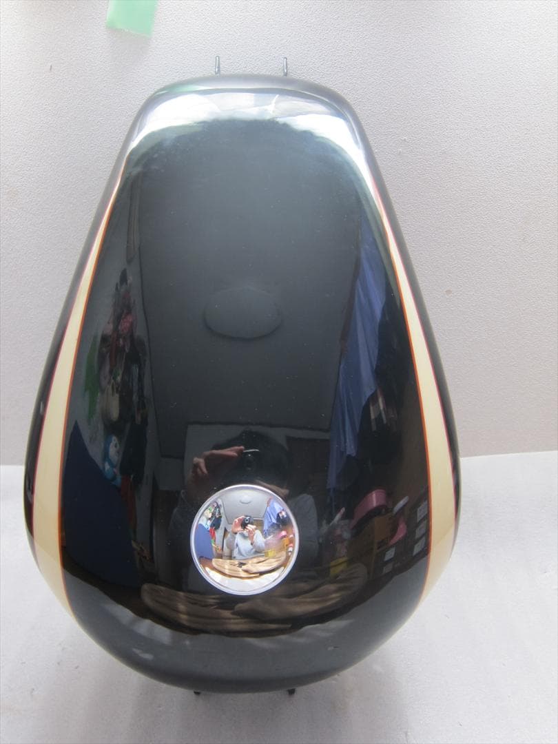 ハーレースポーツスターXL1200C純正タンク