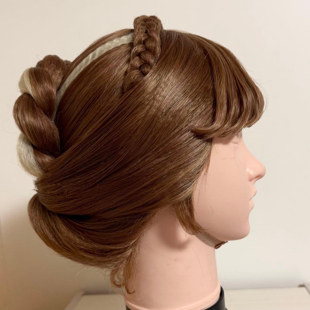 アナ　戴冠式風　ウィッグ