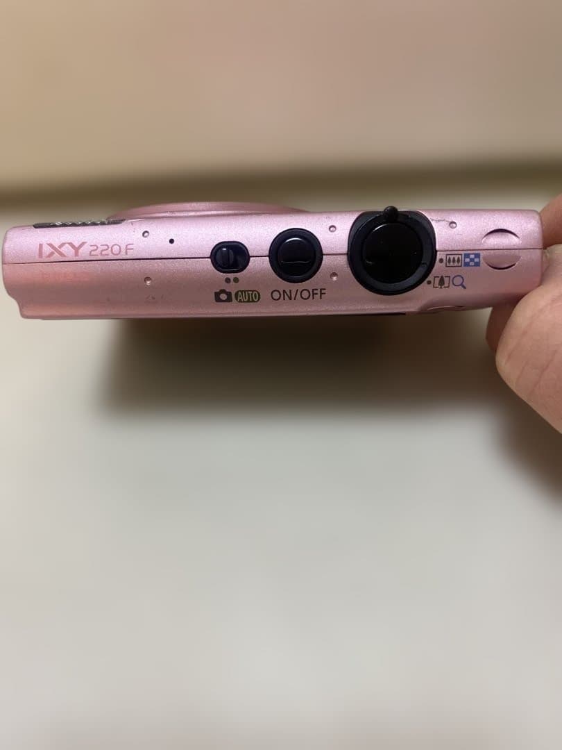 Canon IXY220F デジタルカメラ ピンク 充電器付き