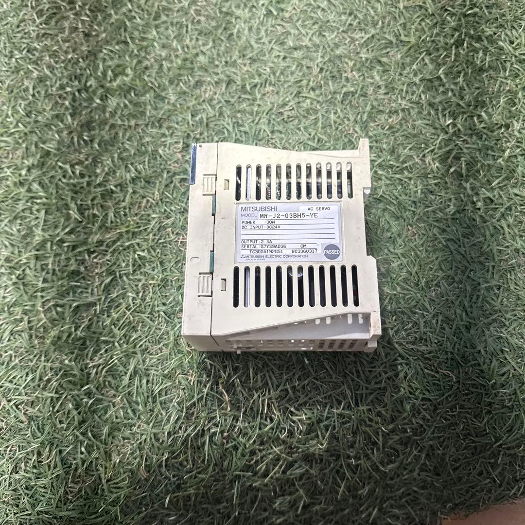 三菱電機 MR-J2-03BH5-YE サーボアンプ 動作保証　インボイス対応