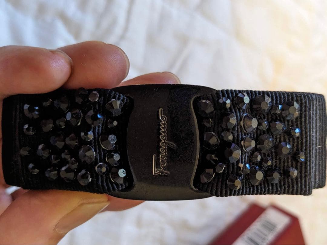 Ferragamo フェラガモ　スワロフスキーバレッタ