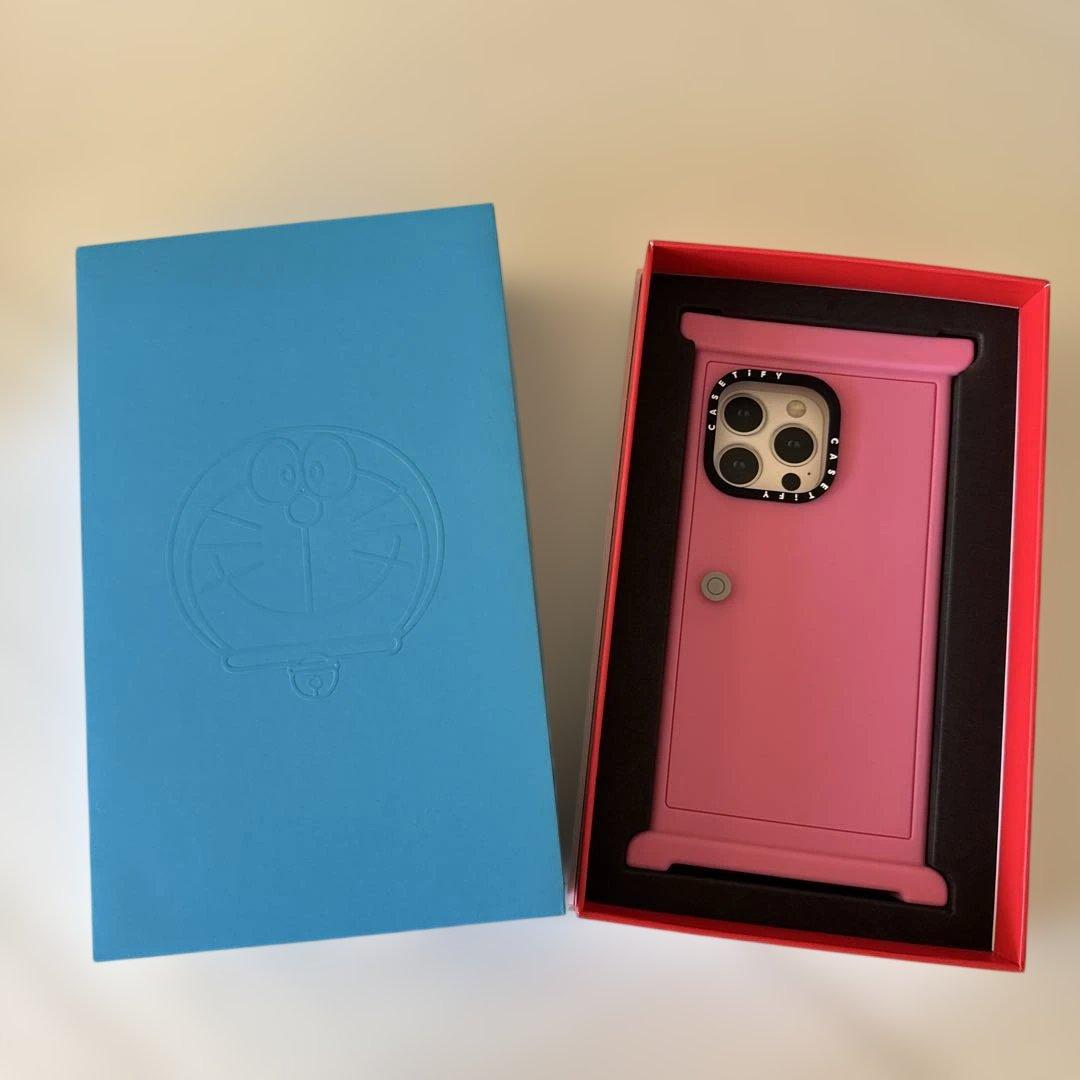 CASETiFY どこでもドア　iPhone15Pro Maxケース