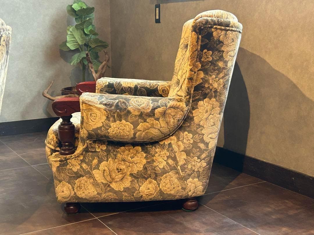 左側　金華山織　ベロア生地　ヴィンテージ　ソファ　アンティーク　レトロ　IZ