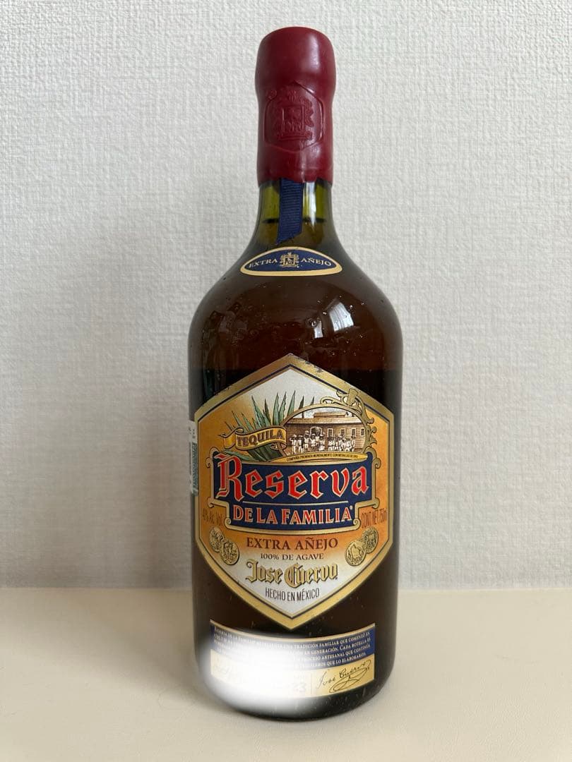 ホセ クエルヴォ レゼルバ デ ラ ファミリア テキーラ 750ml 40％