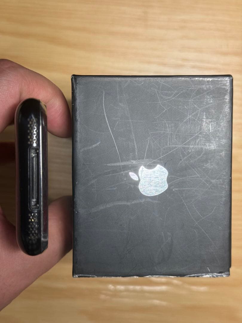 iPhone 2G 箱付属品付き シリアル番号一致 美品 日本未発売 初代