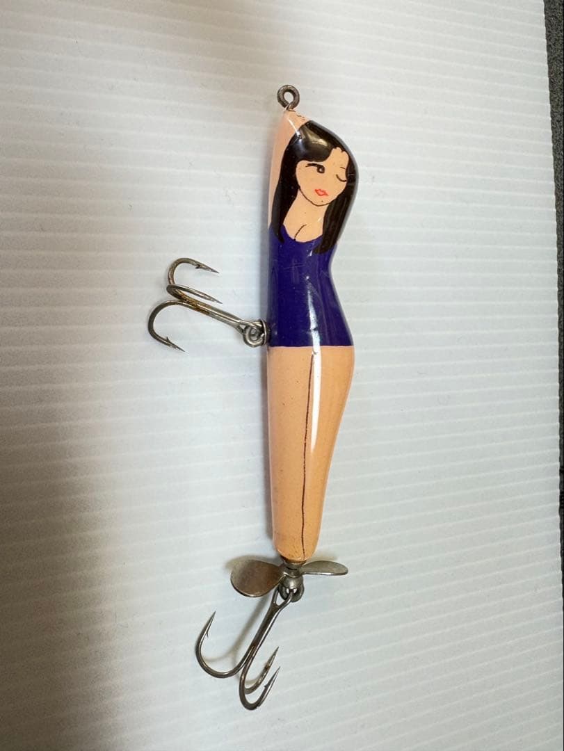 トップウォーター用ルアー　スイッシングねーちゃん