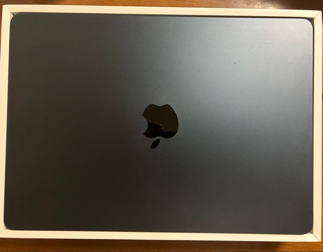 MacBook本体 MacBook Air M2 8GB 256G