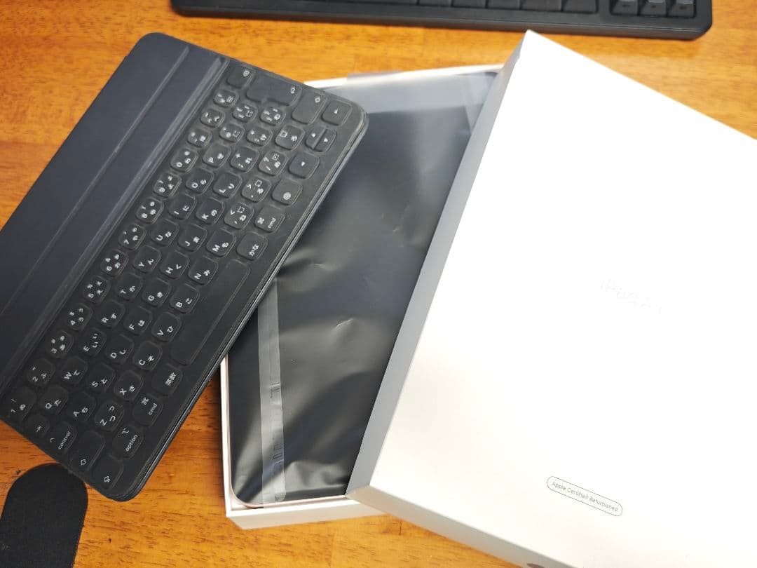 iPad Air 第4世代 256GB Keyboard folio 使用感あり
