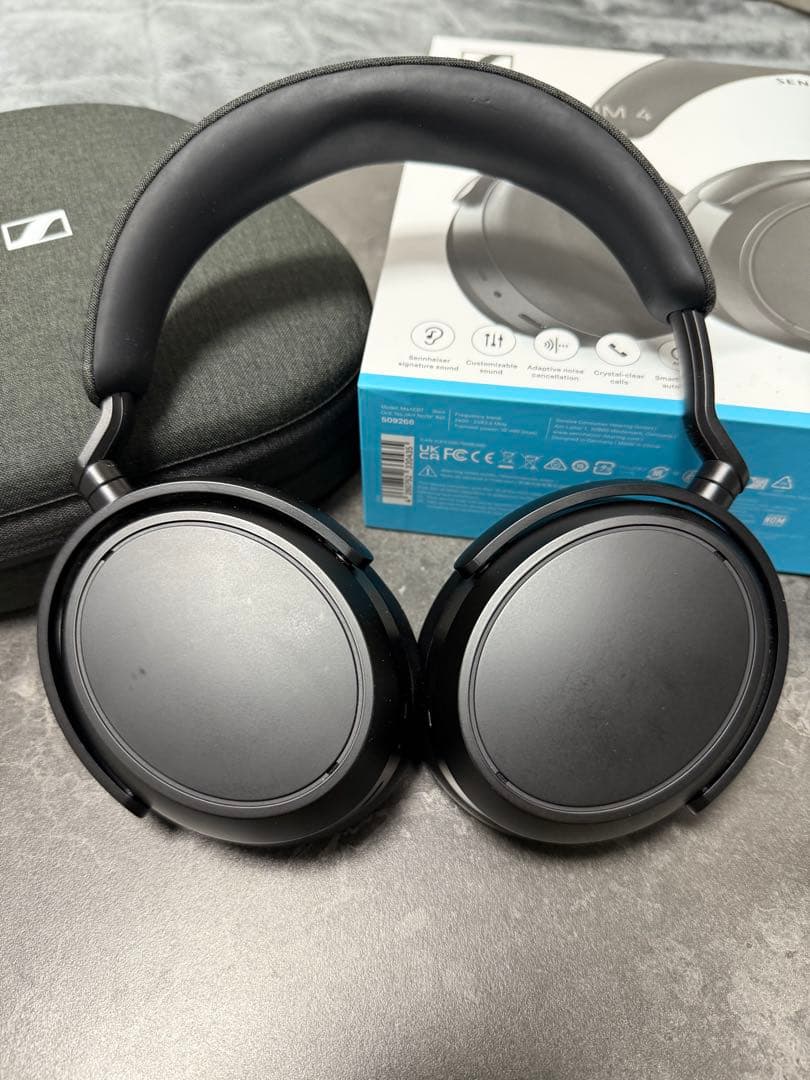 Sennheiser Momentum 4 ワイヤレスヘッドホン ブラック
