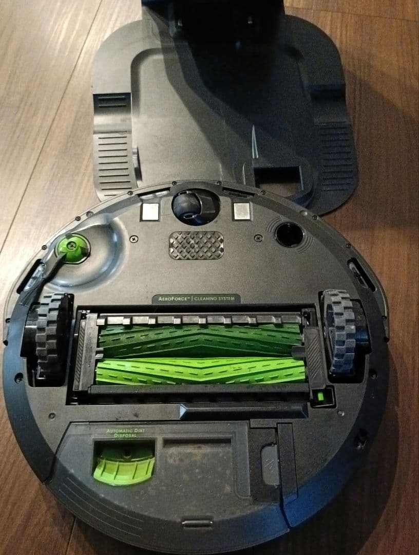 め*ん様 iRobot ルンバ j7+ ゴミ収集ドック付 Wi-Fi対応 クリー