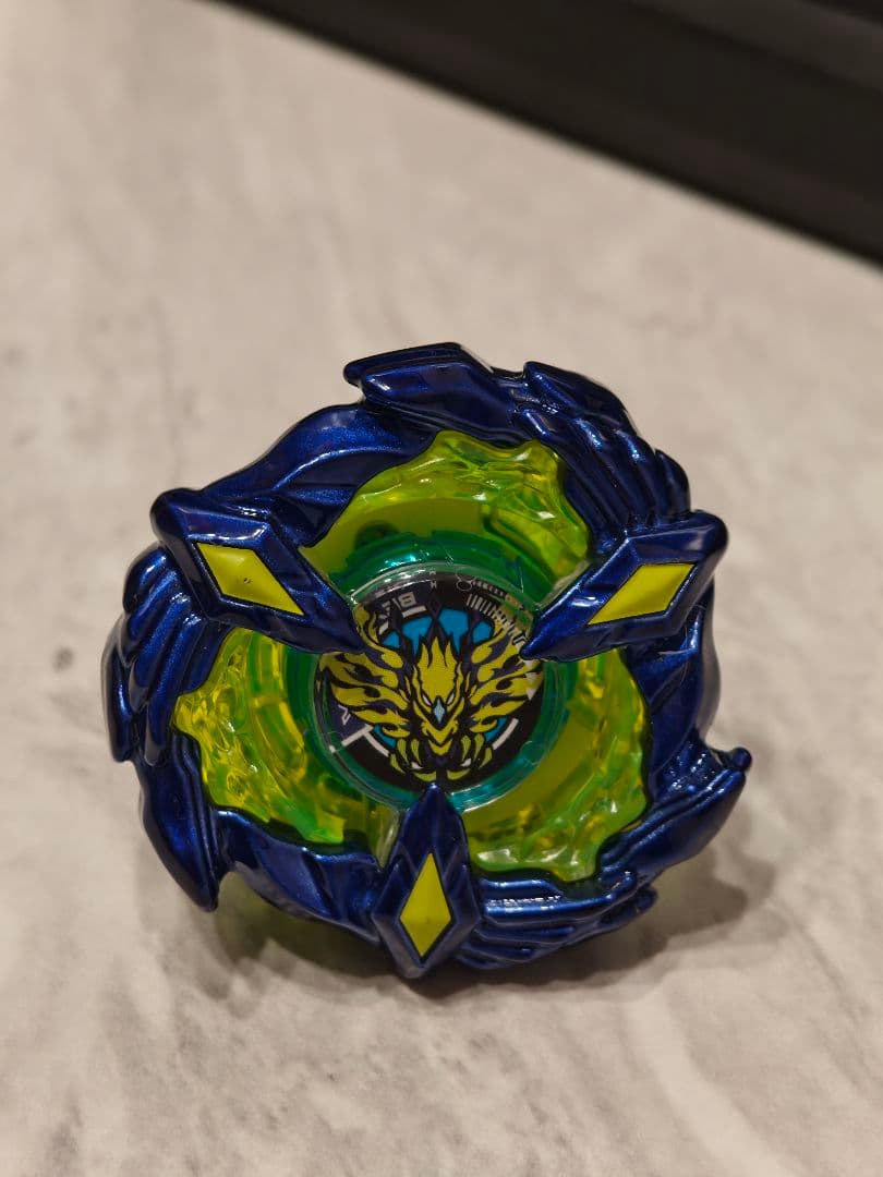 フェニックスウイング　コロコロ限定　未使用　ベイコード無し