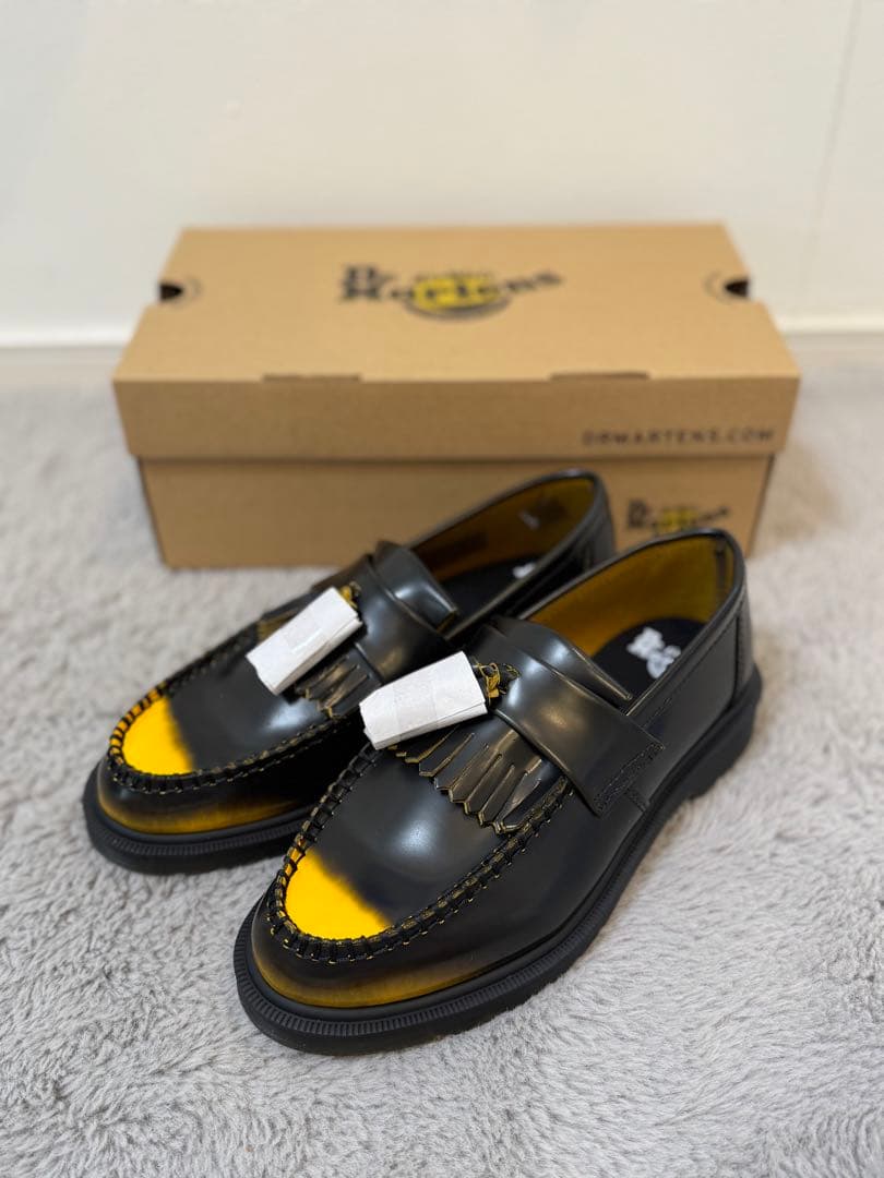 新品☆Dr. Martens Adrian タッセル ローファー黒/イエロー39