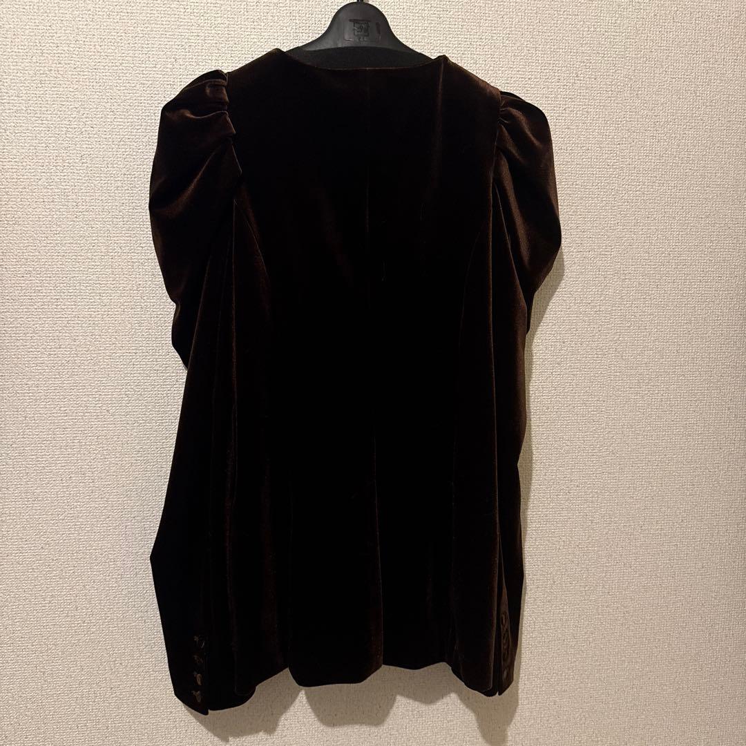 LA BELLE ETUDE クラシカルベロアパフスリーブジャケット ブラウン