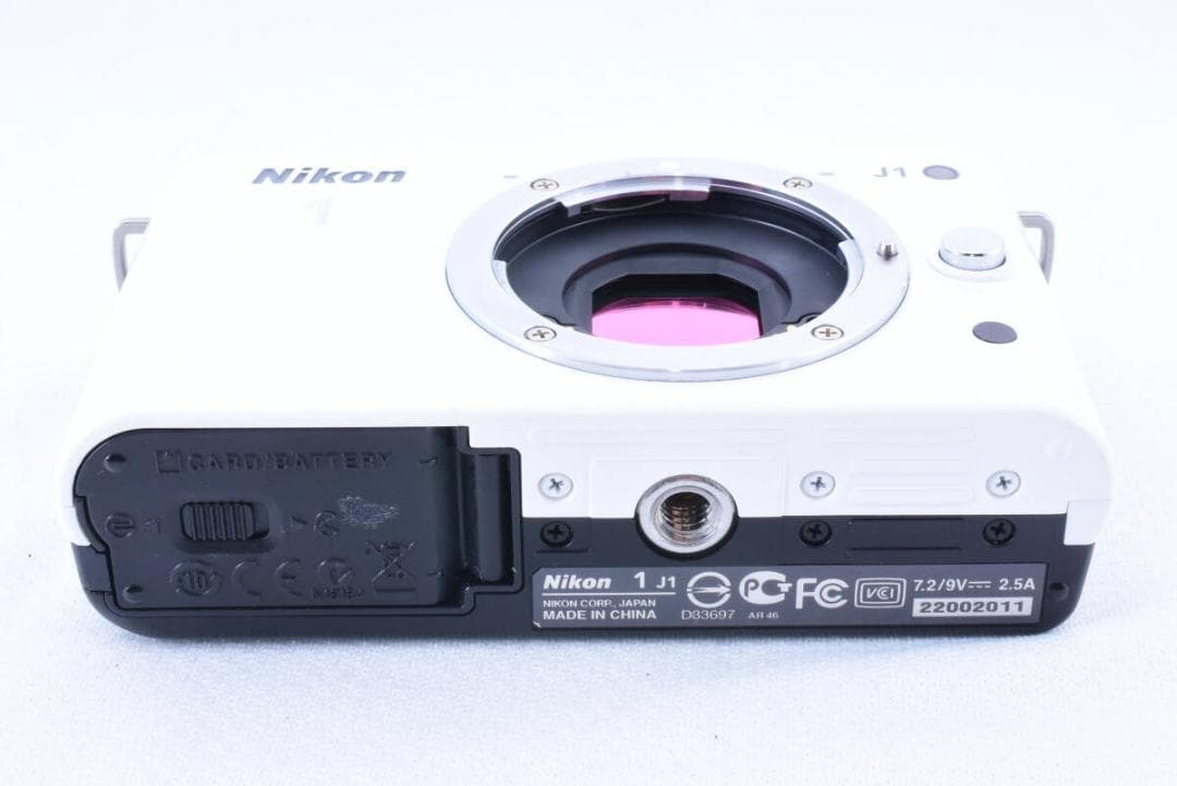 【動作確認済♪】Nikon 1 J1 ニコン ボディ ホワイト/白 ニコワン