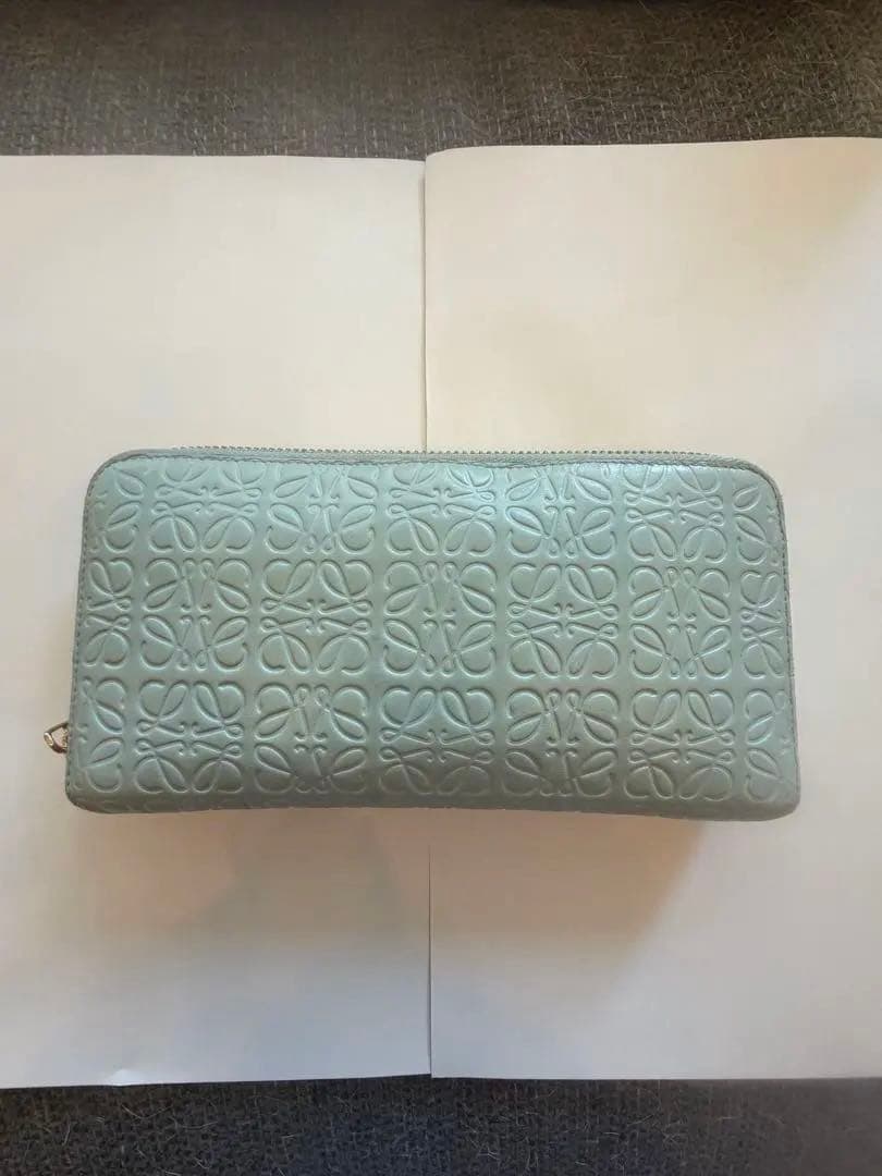 LOEWE ロエベ 長財布 ラウンドファスナー リピート アナグラム