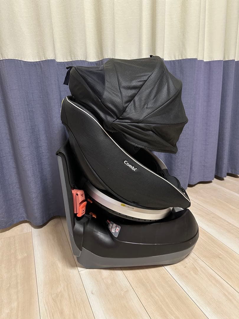 【美品】Combi クルムーヴ cg-utg 回転式チャイルドシート ブラック