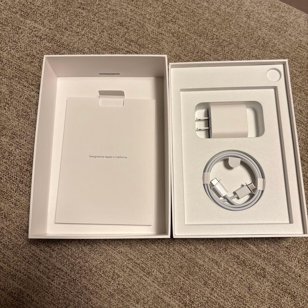 P*i様 【美品】iPad mini 第6世代 64GBスターライト バッテリー