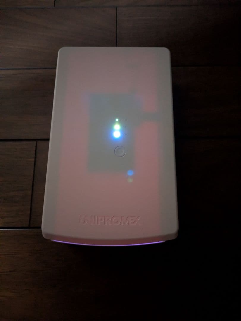 UNIPROMEX スマホ・マクス除菌ケース　紫外君