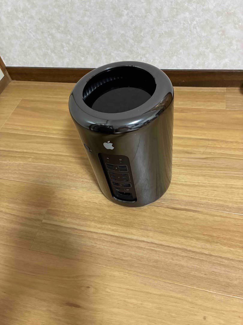 Mac Pro (Late2013) 3GHz 8コア メモリ32GB