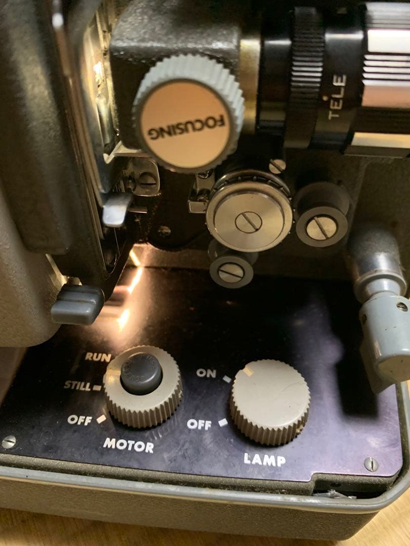 値下げします。エルモ映写機　プロジェクター