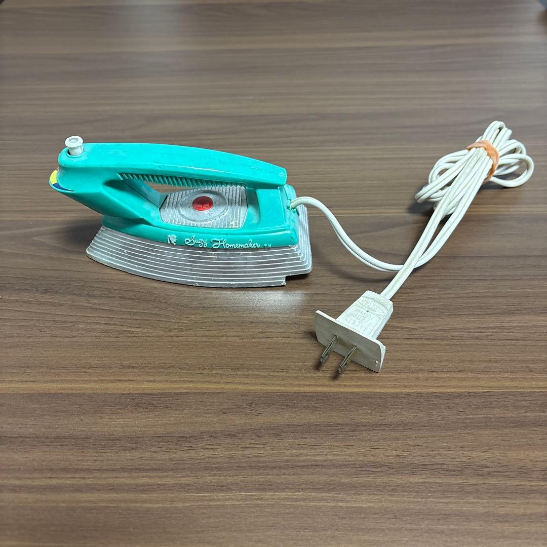 Sizzy maker アイロン　レトロポップ アデリアレトロ