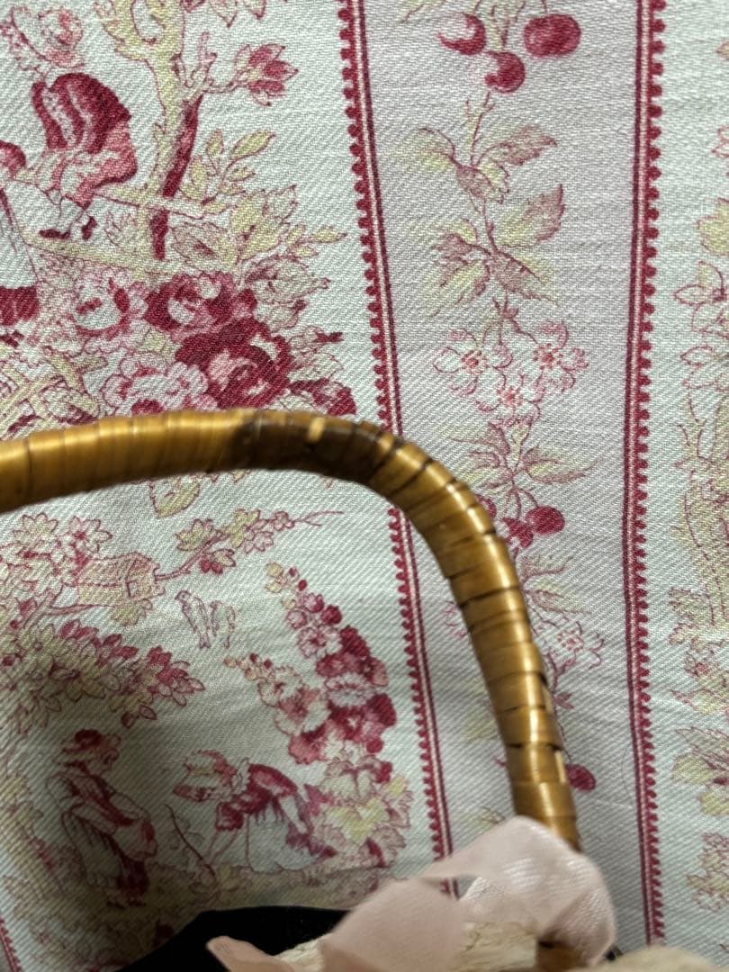 フランスアンティーク　ローズパニエ　蓋レース