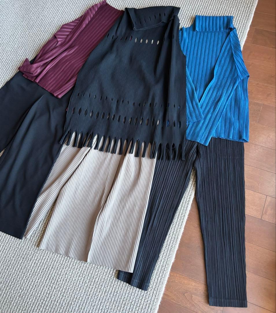 値下げ中○プリーツプリーズ PLEATS PLEASE シッカーパンツ　黒