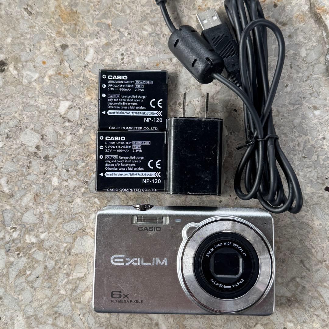 実写美⭕️【動作確認済】CASIO EXILIM EX-Z900 シルバー