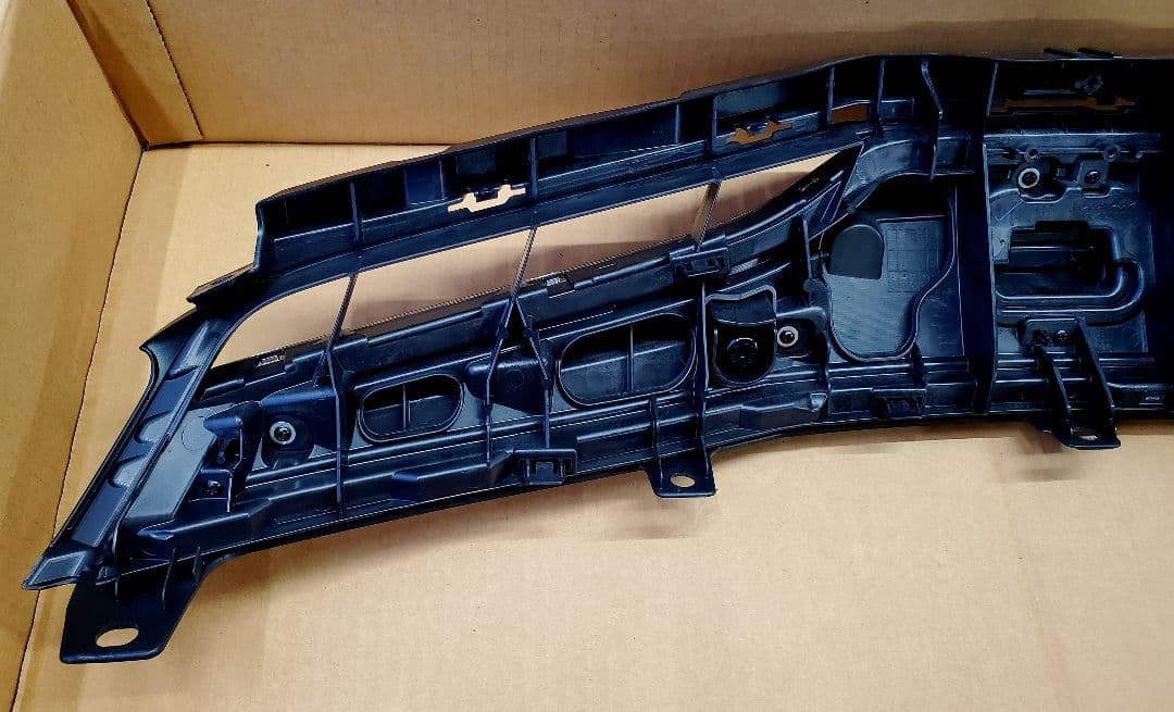 HONDA 純正 フィットシャトル HV ハイブリッド フロントグリル 新品