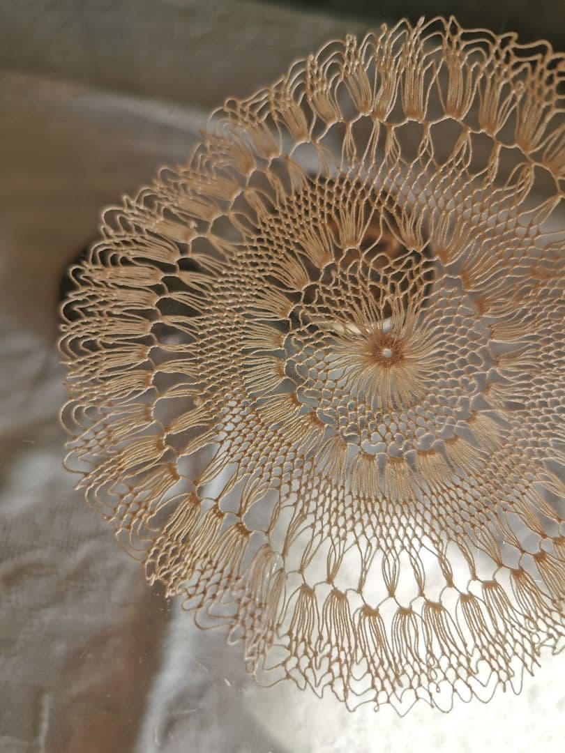 アンティーク 百合 ベルフラワー チューリップ 線状の花アルメニアレースドイリー