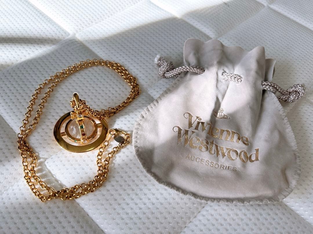 Vivienne Westwood スモールオーブ　ネックレス