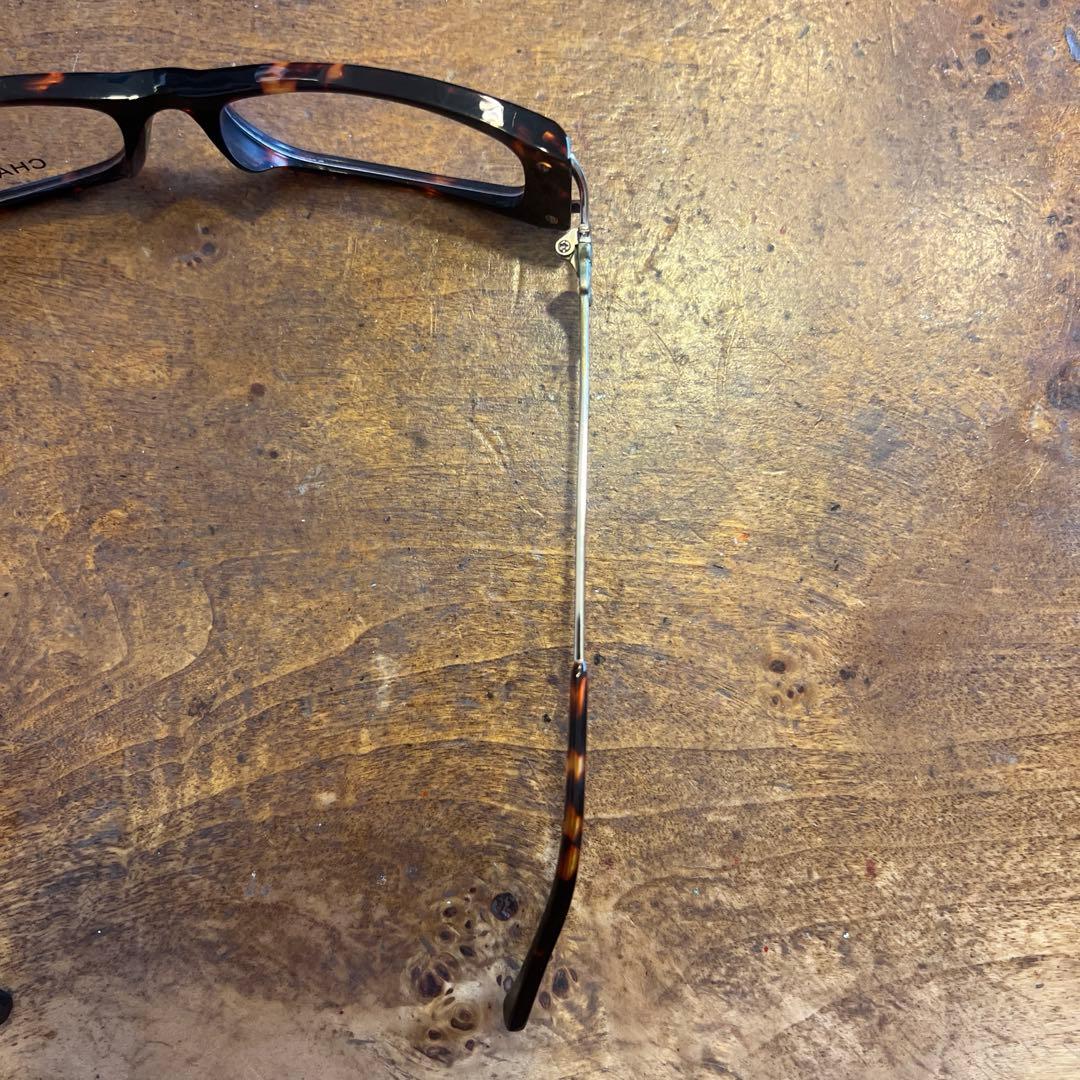 CHANEL 伊達メガネ