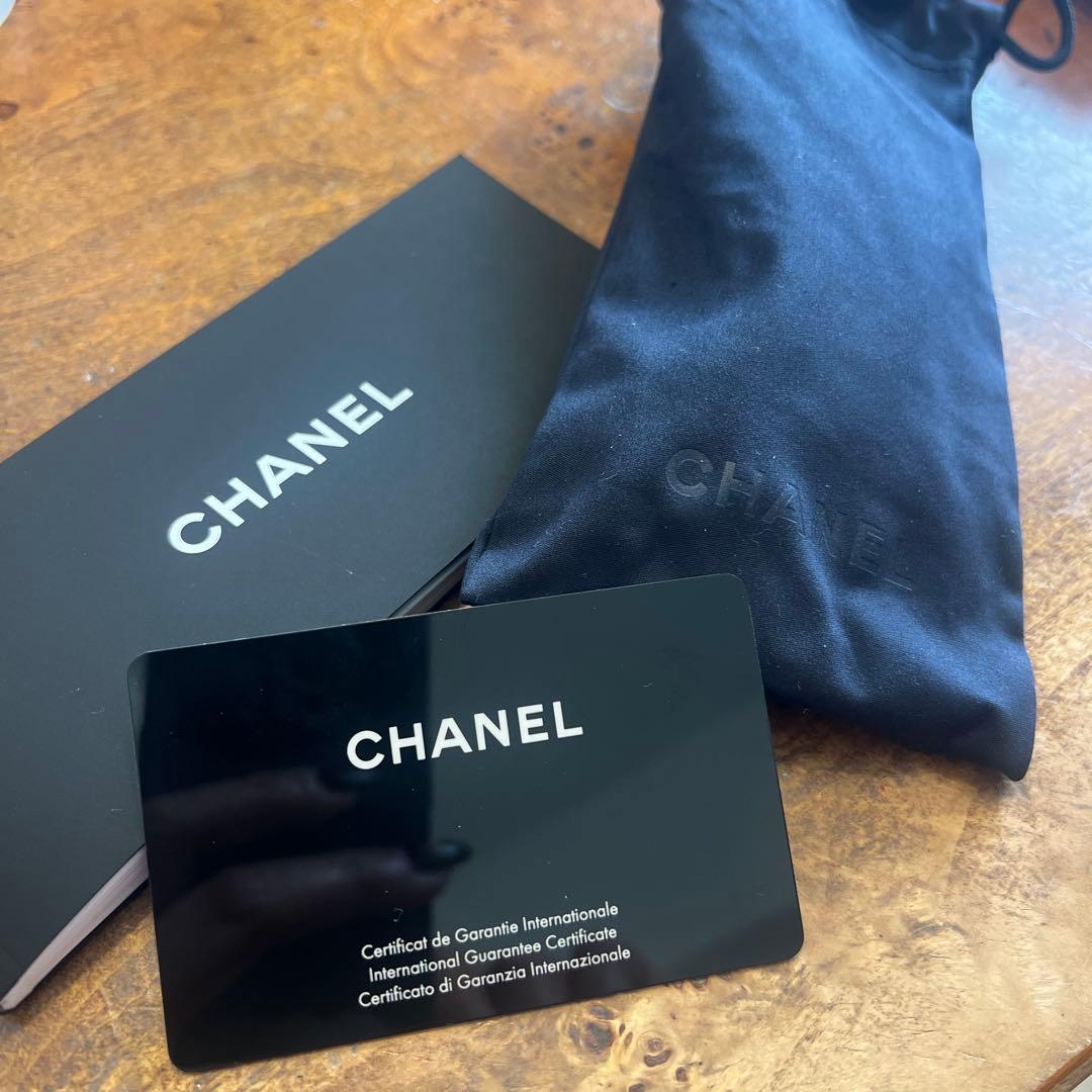 CHANEL 伊達メガネ