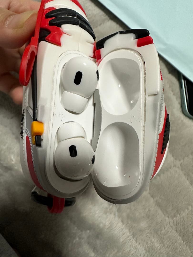 AirPods Pro 2+ ケース (正規品)