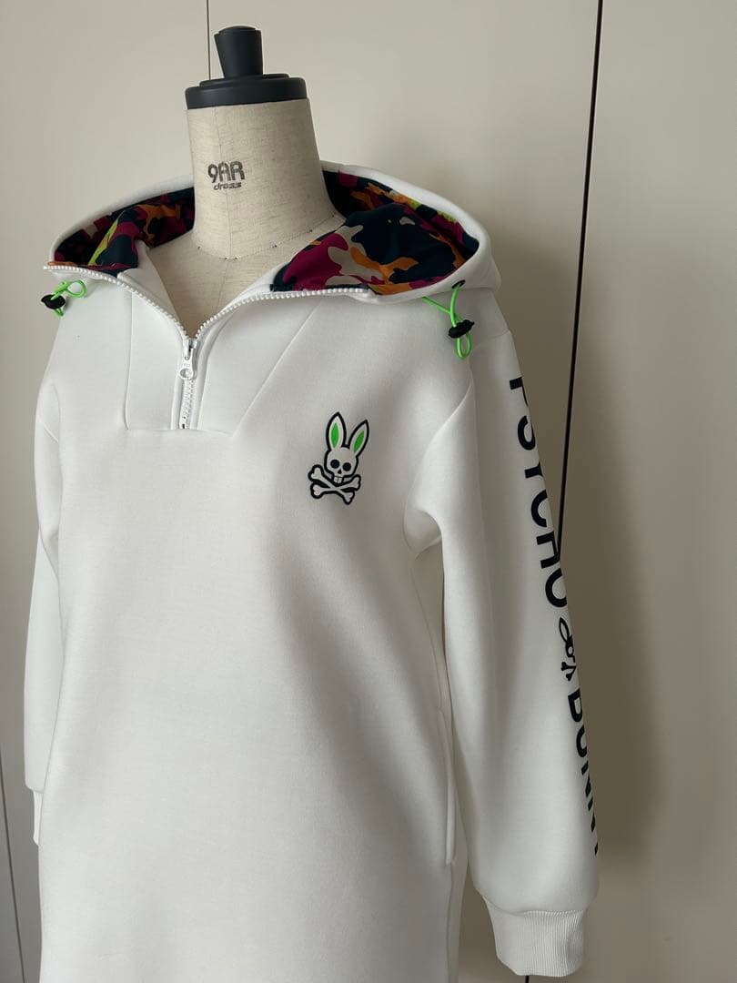 サイコバニー/パーカーワンピース/Sサイズ/タグなし/未使用品