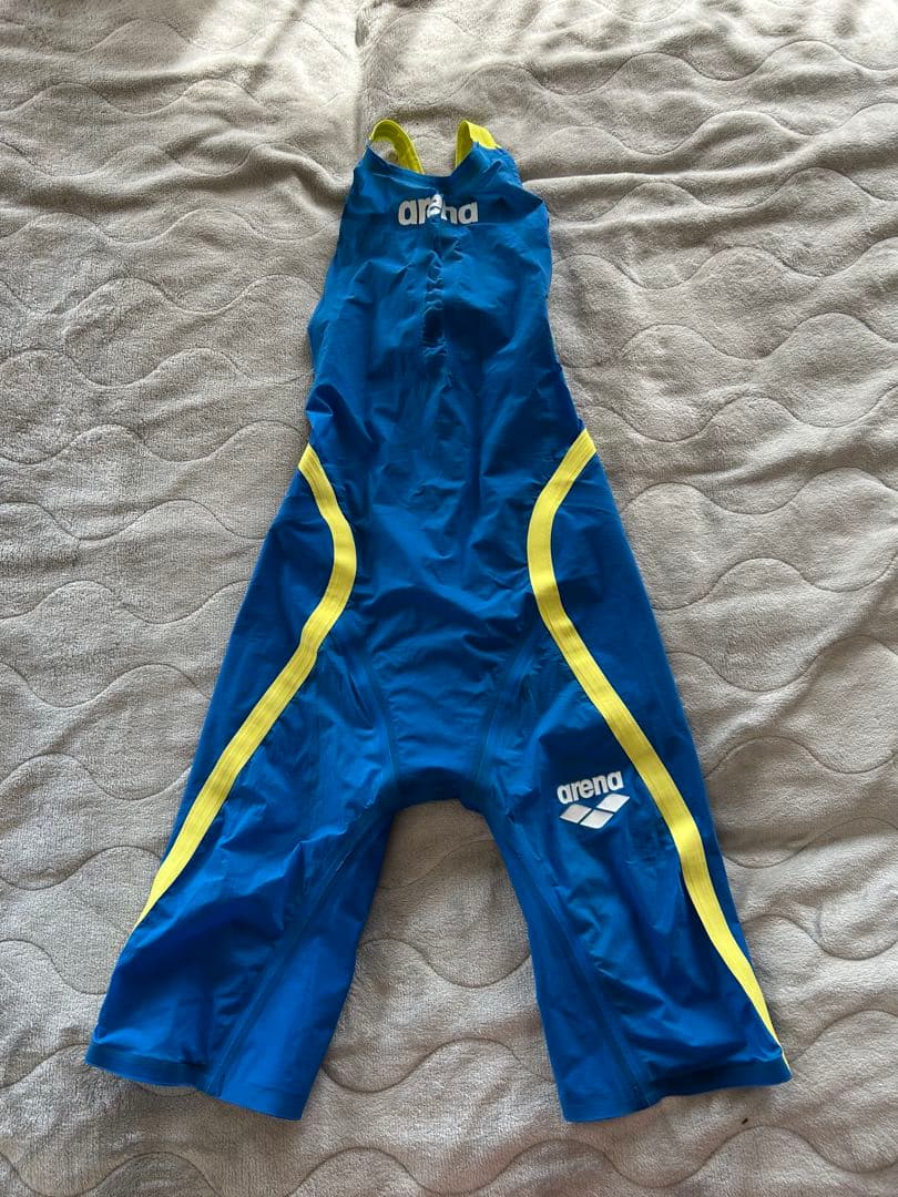 arena アルティメットアクアフォースX CP Lサイズ