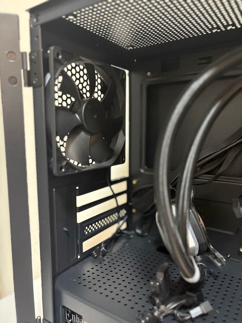 Antec NX200M 電源•簡易水冷クーラー付PCケース（ジャンク）