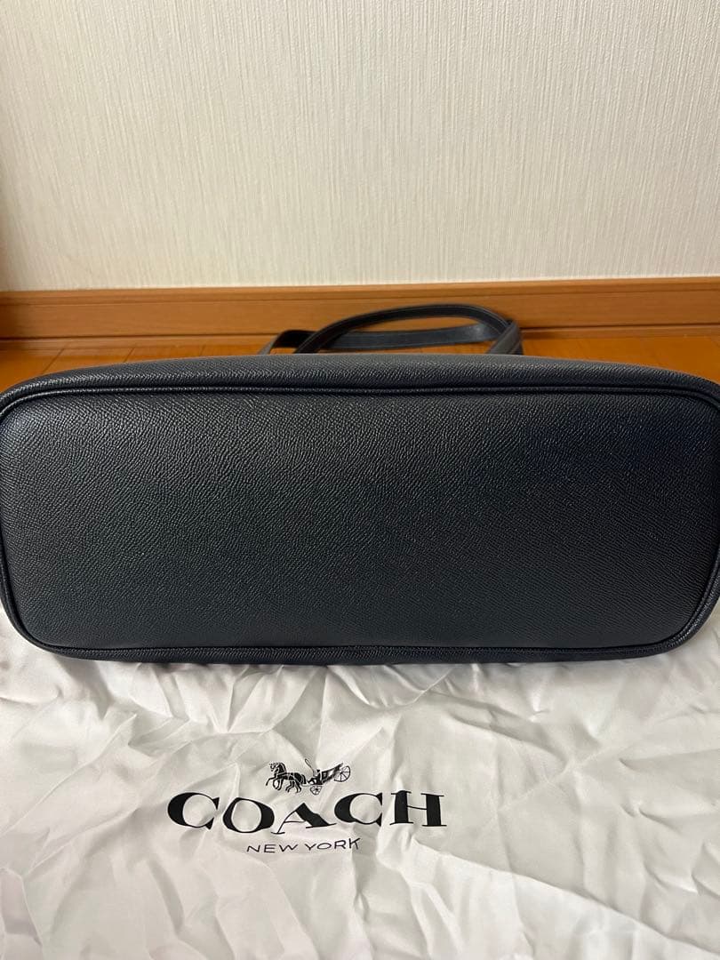 COACH ネイビーブルー レザー トートバッグ
